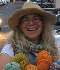 Julie Mendelsohn's Instagram, Twitter & Facebook