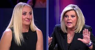 ¡De viernes!: Salta la tensión entre Terelu y Rocío Flores a raíz de una pregunta: "Me sorprende porque no te he visto en mi vida" Video | Mediaset Infinity