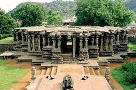 Thousand pillars temple The Thousand Pillar Temple or Rudreswara Swamy  Temple is a historic Hindu temple located in the town of Hanamakonda,  Telangana State, India. It is dedicated to Lord Shiva, Vishnu