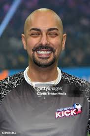 Adrian Vogt and Hannah Tulnik during "Der grosse Kick by Joyn" at... News  Photo