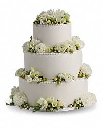 Bbb directory of wedding cakes near lawrence, ks. Freesia And Ranunculus Cake Decoration In Lawrence Ks Englewood Florist