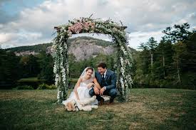 Free flower delivery by top ranked local florist in asheville, nc! Best Wedding Florists In Asheville Nc Asheville Wedding Vendors