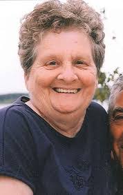 Lorraine Bowden's Instagram, Twitter & Facebook