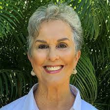 Regina Slate's Instagram, Twitter & Facebook