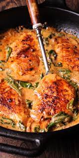 Your whole family will love this easy, delicious recipe. Chicken And Spinach In Creamy Paprika Sauce Easy Chicken Recipes Best Chicken Dishes Chicken Recipes