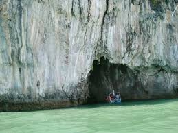 Gua langsiar is a cave so deep and dark that the previous generation of the locals would. Bat Cave At Pulau Dayang Bunting Bild Von Langkawi Pulau Langkawi Tripadvisor