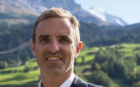 Branchenpersönlichkeiten diskutieren