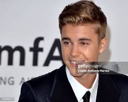 6.555 fotos e imágenes de alta resolución de Justin Anthony