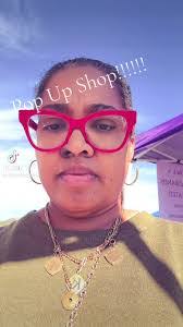 Imelda Kern's Instagram, Twitter & Facebook