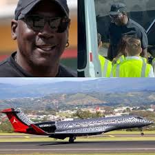 𝗧𝗨𝗥𝗜𝗦𝗠𝗢 Michael Jordan, ex estrella de baloncesto y uno de los  mejores deportistas de todos los tiempos, está vacacionando en suelo  costarricense. Una celebridad más visita nuestro país que se ha vuelto