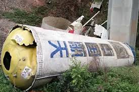 Debris from the chinese rocket long march 5b is about to hit earth, and the space community is not happy about it. Rural China Residents Say Motorway Is No Go Zone As Rocket Engine And Debris Crash To Earth South China Morning Post