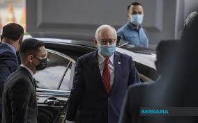 Live dato lokman adam isu politik terkini. Bernama Najib Yang Dibicarakan Dalam Kes Dana 1mdb Bukan Zeti Pendakwaan
