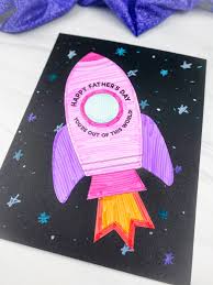 We've made one for father's day, but the kids can personalize these for all sorts of occasions and recipients. Rocket Father S Day Card Craft Free Template