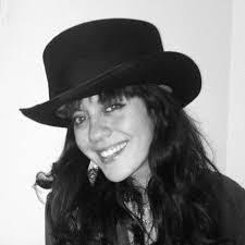 Melanie Plank's Instagram, Twitter & Facebook