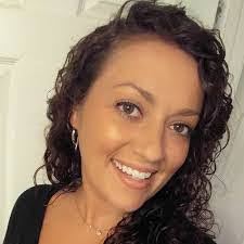 Kerri Bigham's Instagram, Twitter & Facebook