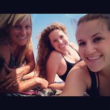 Do craft fairs require vendor licensing for artists?