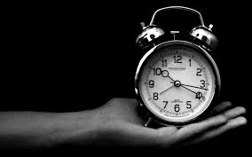 Η επόμενη αλλαγή ώρας, θα πραγματοποιηθεί τον οκτώβριο (του 2020) και ενδεχομένως σύμφωνα με την απόφαση του ευρωπαϊκού κοινοβουλίου η αλλαγή ώρας πρέπει να σταματήσει την τελευταία. Allagh Wras 2020 Pote 8a Gyrisoyme Ta Rologia