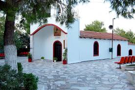 Γεννήθηκε ημέρα κυριακή, γι' αυτό και της έδωσαν το όνομα κυριακή. Agia Kyriakh Dhmos Galatsioy