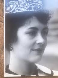 Frog jump memorabilia, beauty queen earrings