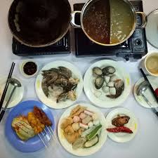 216 m, restoran maimunah maju. Seafood Steamboat In Sandakan This Is Probably One Of The Best Fresh Steamboat Restaurants Found Here The Restaurant Is Ca Seafood Restaurant Eat Seafood