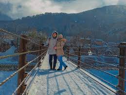 Pengaruh daripada kesejukan siberia menyebabkan salji akan turun di kebanyakan kawasan di sebelah laut jepun dan menyebabkan kawasan ini akan dilitupi salji hingga beberapa meter. 8 Hari Di Japan Ketika Musim Sejuk Itinerary Kakitravel Net