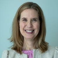 Paula Allard's Instagram, Twitter & Facebook