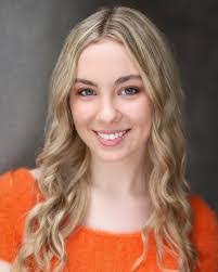 Vanessa Mcnamara's Instagram, Twitter & Facebook