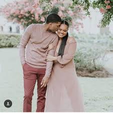 Beautiful Black Couple Engagement Photos Pin By Leea Gil On N Th 2 Shall Be 1 Black Love Couples Couples In Love African Love