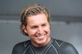 Triple champion olympique et détenteur du record du monde du 100 m nage libre de 2000 à 2008, « vdh » a également remporté plusieurs médailles aux. Na Traag Proces Is Benoeming Pieter Van Den Hoogenband Als Chef De Mission Bijna Rond De Volkskrant
