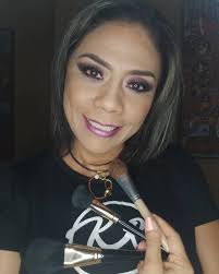 Saludos mi gente linda! 💕 ¡Feliz noche! ☪️ Tuvimos un fin de semana de  aprendizaje en el Diplomado Intensivo de Maquillaje. Ampliando  conocimiento, aprendiendo nuevas técnicas para prestarles cada día el mejor