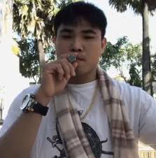 GDP ໝາຍເຖິງ ສິນຄ້າທີ່ຜະລິດໃນປະເທດແລະສົ່ງອອກ  ເຮັດໃຫ້ມີການເຕີບໂຕທາງດ້ານເສດຖະກິດ ແຕ່ບໍ່ໄດ້ໝາຍເຖິງ ປະຊາຊົນຈະຢູ່ດີກິນດີ  ພົ້ນທຸກ ...