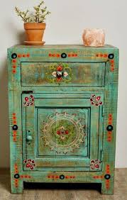 Una Pintura Muy Matizada Painted Furniture Boho Furniture Funky Furniture