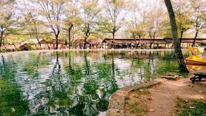 Periksa daftar tempat wisata terbaik di boyolali, jawa tengah. Basah Basahan Seru Di Taman Air Tlatar Boyolali