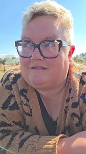 Lesley Cooks and Bakes