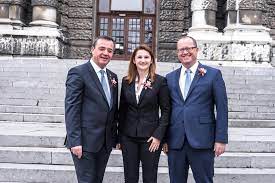 Explore tweets of marlene svazek @svazek on twitter. Facebook