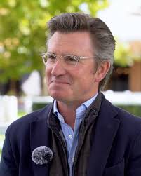 😁 When the gavel comes down at 150,000gns for your 21,000gns pinhook.  Congratulations to The Gals Gals Syndicate of Alice Kavanagh, Florence  Cain, Fay Cort & Nicola Short!