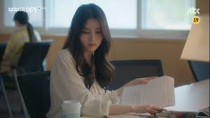 Our heroine might have won the first battle, but it looks like there are many more ahead of her. C Queendom On Twitter I Personally Like The Ending It S Realistic It Depicts How Marriage Life Actually Is This Drama Is Called The World Of The Married For A Reason Not