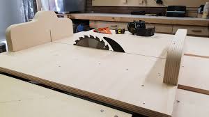 The design for this table saw sled is simple, and it should be easy to build. Cross Cut Sled Dewalt Dwe7491 Cornerfield Shop