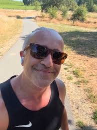 Another 12 miles with @seaneric16 done and dusted! We are officially half  way through our marathon training. I felt like I could have kept going  💪🏼🏃🏽 Next week is a 14 miler