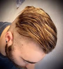 En effet, si vous souhaitez réaliser des mèches blondes sur cheveux bruns, il faudra utiliser des produits très forts pour obtenir un beau blond sur. Homme Meches Blond Coupe Coiffure Diffus Hair Duclair Facebook