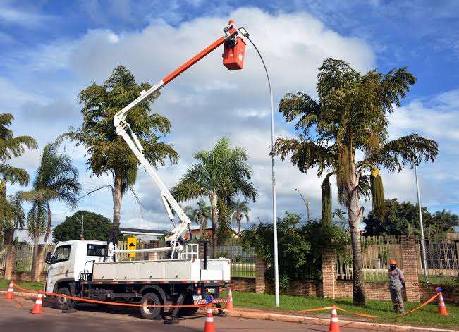 Novo contrato de manutenção amplia atendimento à população pela CEB IPes | Jornal de Brasília