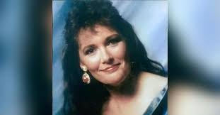 Brenda Fay's Instagram, Twitter & Facebook