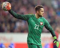 Łukasz #fabiański był gościem audycji. Lukasz Fabianski Reveals Poland Expect Physical Football From Northern Ireland In Euro 2016 Clash Daily Mail Online