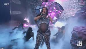 Cardi b and offset are expecting their second child! Kb5iat2ccwvn9m