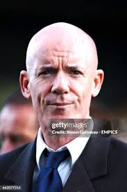 1,676 Simon Gallagher Photos & High Res Pictures