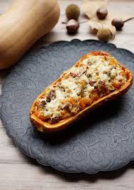 Butternut Farcie A La Viande Et Au Riz Recettes Allegees Ww Audecuisine Butternut Farcie Recette Courge Buternut Recette