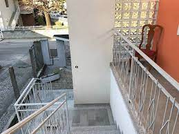 Cerca nel portale cambiocasa.it troverai tantissimi annunci di case, appartamenti, ville, uffici, negozi e capannoni con foto, video e piantine inseriti da agenti immobiliari professionisti a ronchi dei legionari Appartamento In Affitto Ronchi Dei Legionari In Provincia Di Gorizia A 700