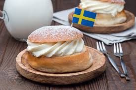 In my family, we eat the same meals, buy the same products, and bake the same cookies and cakes. 12 Swedish Desserts To Taste A Local S Guide By Christine Abroad