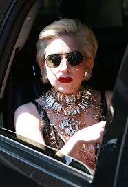 Ideaal om te dragen tijdens carnaval of naar een. Lady Gaga Bob Lady Gaga Looks Stylebistro
