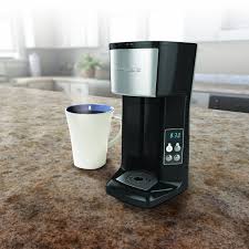 Black And Decker One Cup Coffee Maker Black And Decker Cm620b Programmable Single Serve Coffee Maker Black Coffee Maker Coffee Maker Reviews Single Serve Coffee Makers